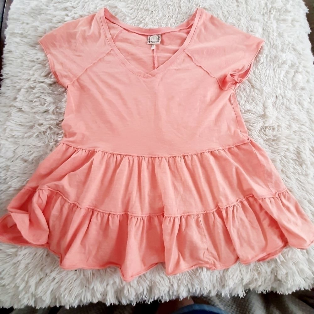 Truself sz S coral v neck tiered swing top